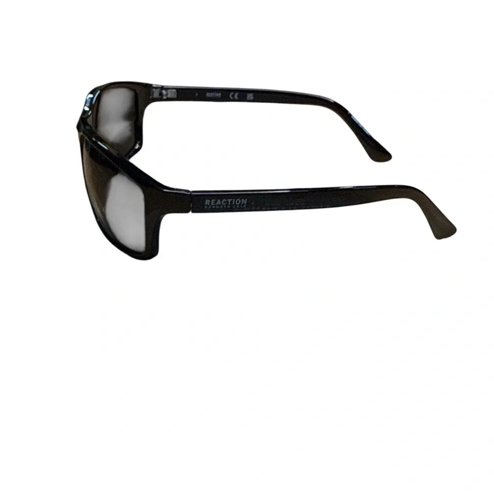 Kenneth Cole Reaction Glossy Black Sunglasses KC1384 Sport Golf Unisex